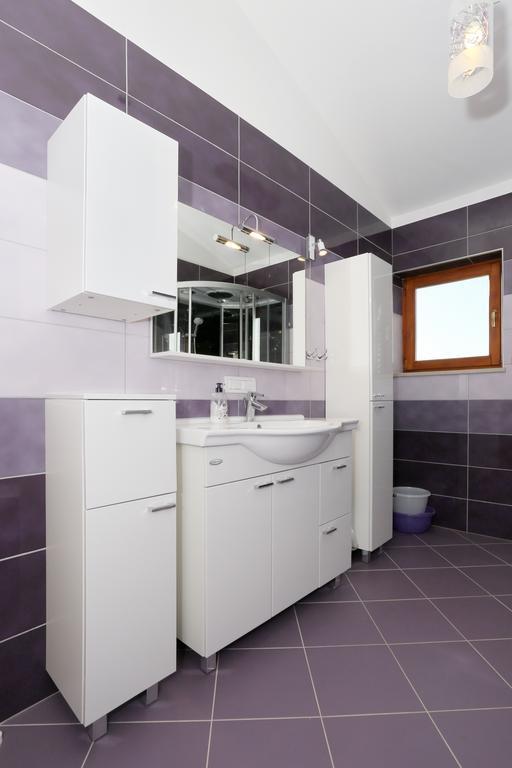 Apartments Maslina Bozava Exterior photo